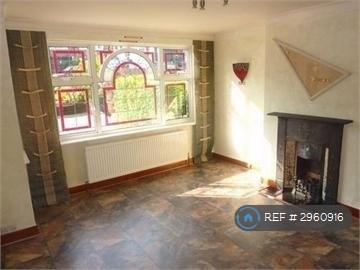 House in Wembley - View 2