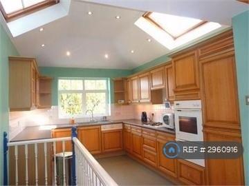 House in Wembley - More