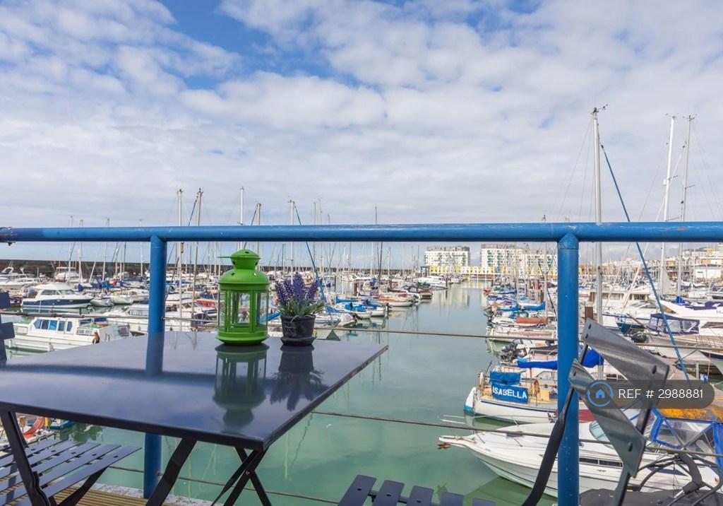 Apartment in Brighton