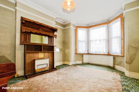 4 bedroom semi-detached house for sale, Eaton Park Road, London, N13