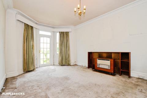 4 bedroom semi-detached house for sale, Eaton Park Road, London, N13