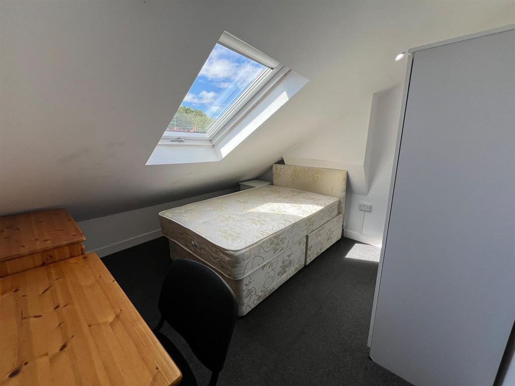 House in Birmingham - View 2
