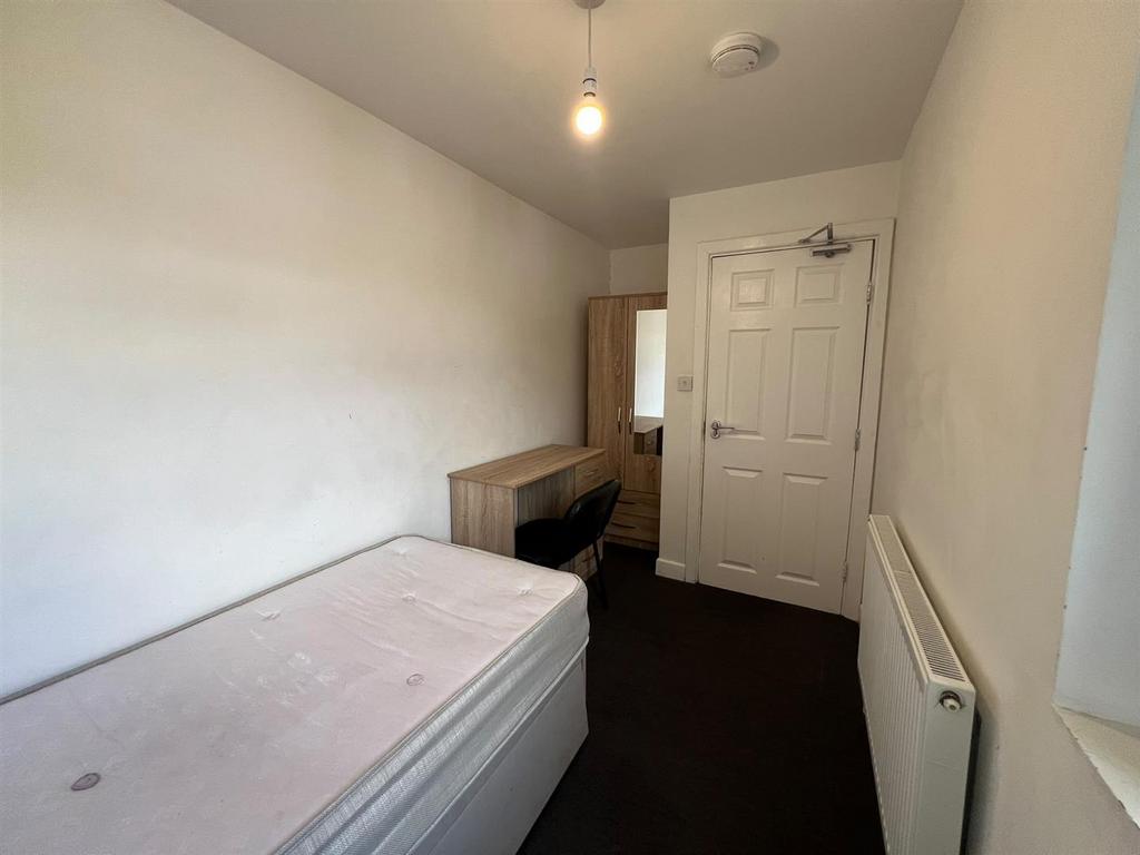 House in Birmingham - More
