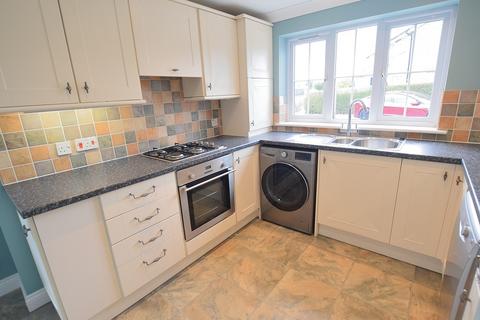 3 bedroom semi-detached house to rent, Yew Lane, New Milton, Hampshire. BH25 5BA