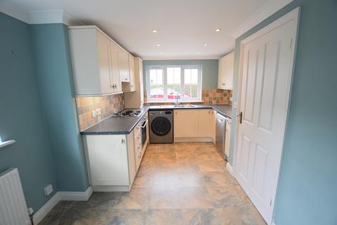 3 bedroom semi-detached house to rent, Yew Lane, New Milton, Hampshire. BH25 5BA