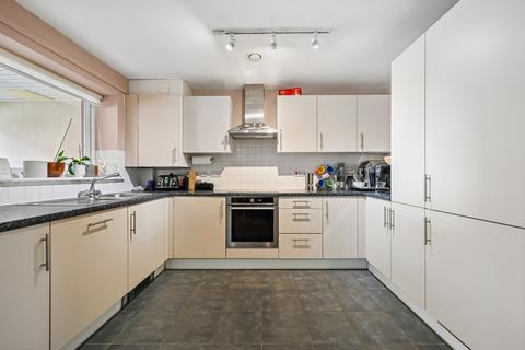 2 bedroom apartment for sale, Briers House, Raynes Park SW20