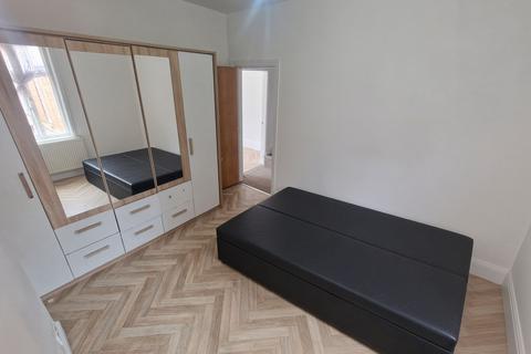 undefined, Leicester LE5