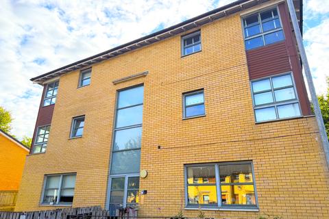 2 bed flat/apartment for rent in Mill Road, Hamilton ML3