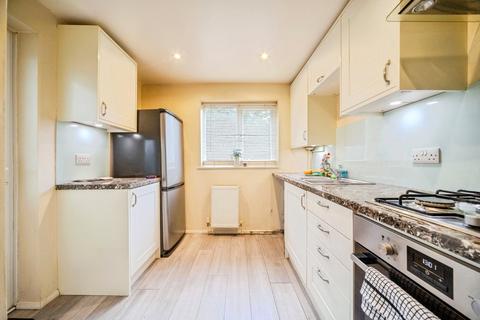3 bedroom semi-detached house for sale, Edmunds Road, BANBURY, Oxfordshire, OX16
