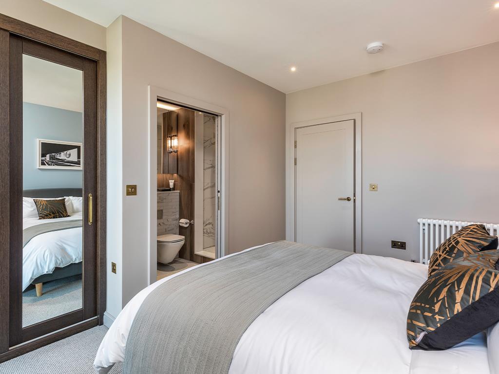 Apartment in Wembley - View 5