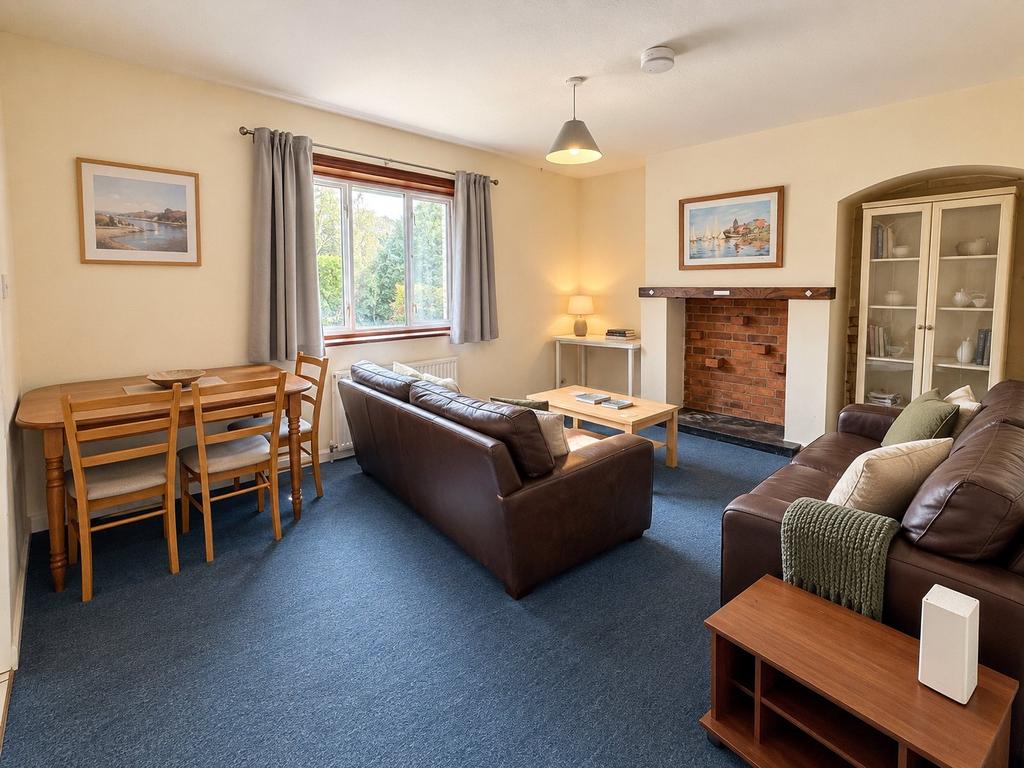 House in Hampshire - View 3