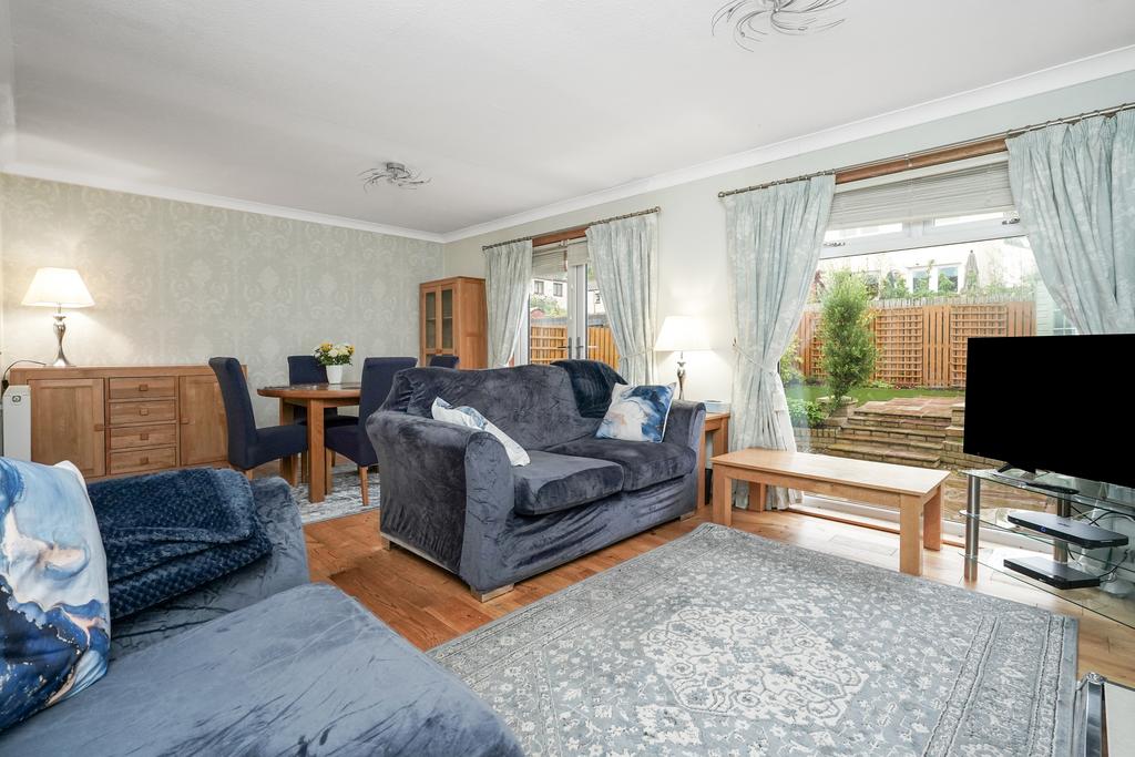House in Edinburgh - View 3