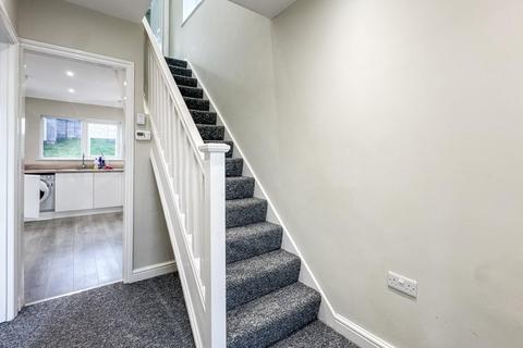 3 bedroom semi-detached house to rent, Eastlyn Road, Bedminster Down, BS13 7HZ