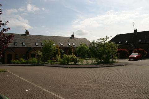 1 bedroom flat to rent, Poplars Close, Stone