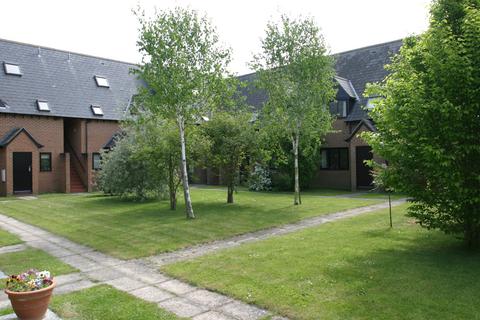 1 bedroom flat to rent, Poplars Close, Stone