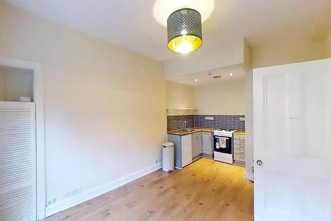 1 bedroom flat to rent, Wardlaw Place, Edinburgh, Midlothian, EH11