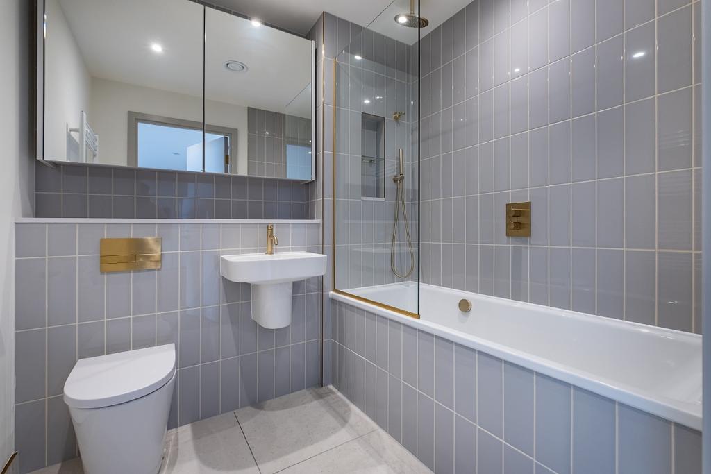 Apartment in London - View 5