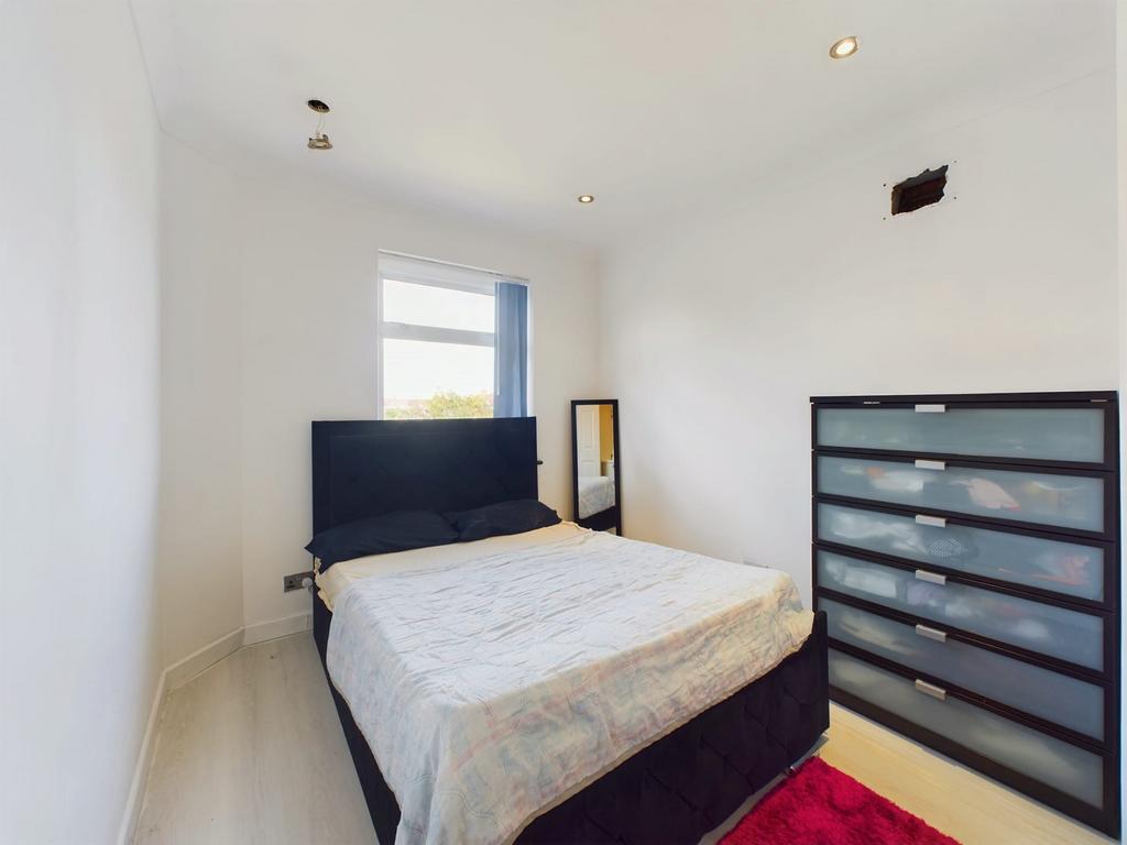 House in Edgware - View 2