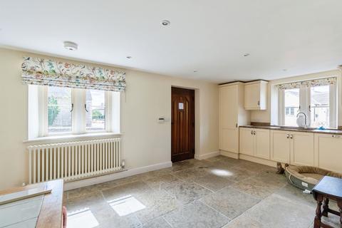 2 bedroom cottage for sale, Kington St. Michael, Kington St. Michael, Chippenham