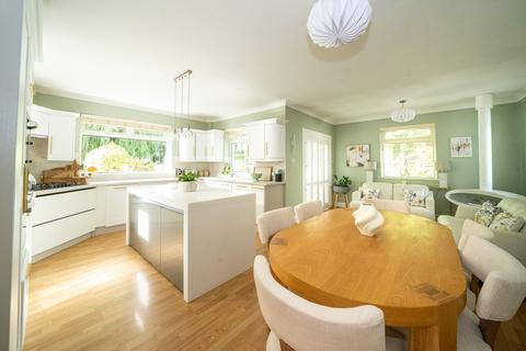 4 bedroom detached house for sale, Midfield Cottage, Pen-Y-Turnpike Road, Dinas Powys CF64 4DE