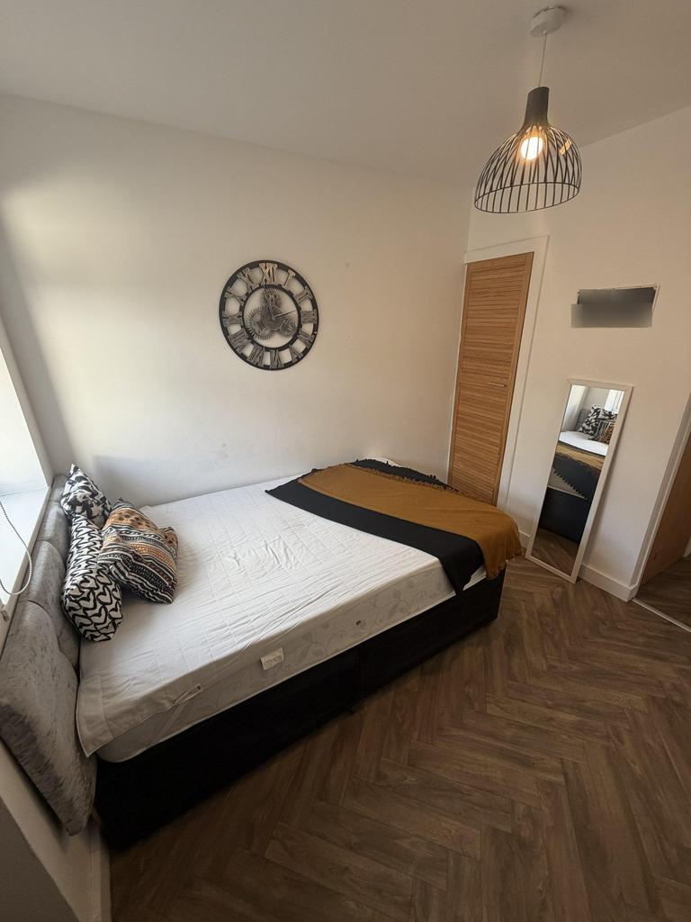 Apartment in Leicester, Aylestone Park - More