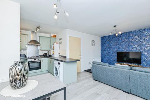 2 bedroom apartment for sale, 57 Stillington Crescent, Hamilton, LE5