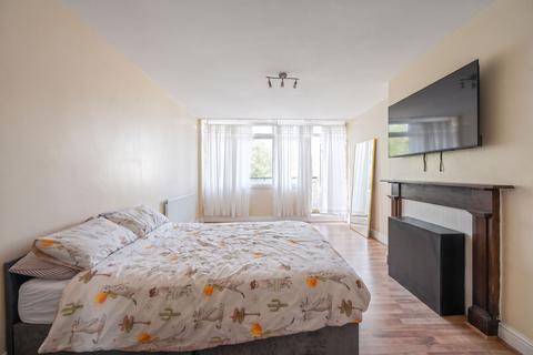 undefined, Lysander House, Temple Street, Bethnal Green, London, E2