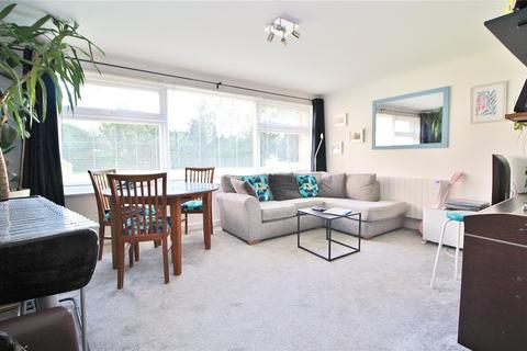 2 bedroom flat for sale, St. Andrews Gardens, Tarring BN13