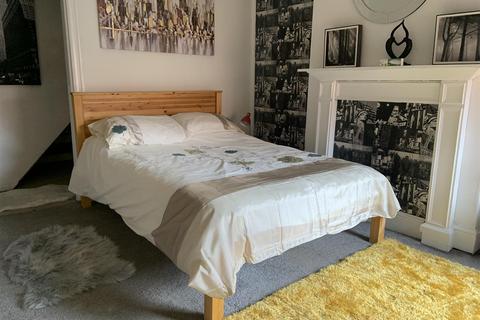 2 bedroom house share to rent, Bristol Road, Selly Oak, Birmingham