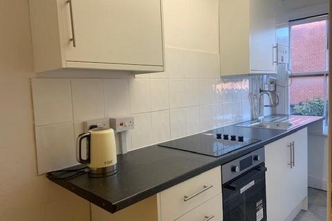 2 bedroom house share to rent, Bristol Road, Selly Oak, Birmingham