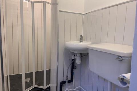 2 bedroom house share to rent, Bristol Road, Selly Oak, Birmingham