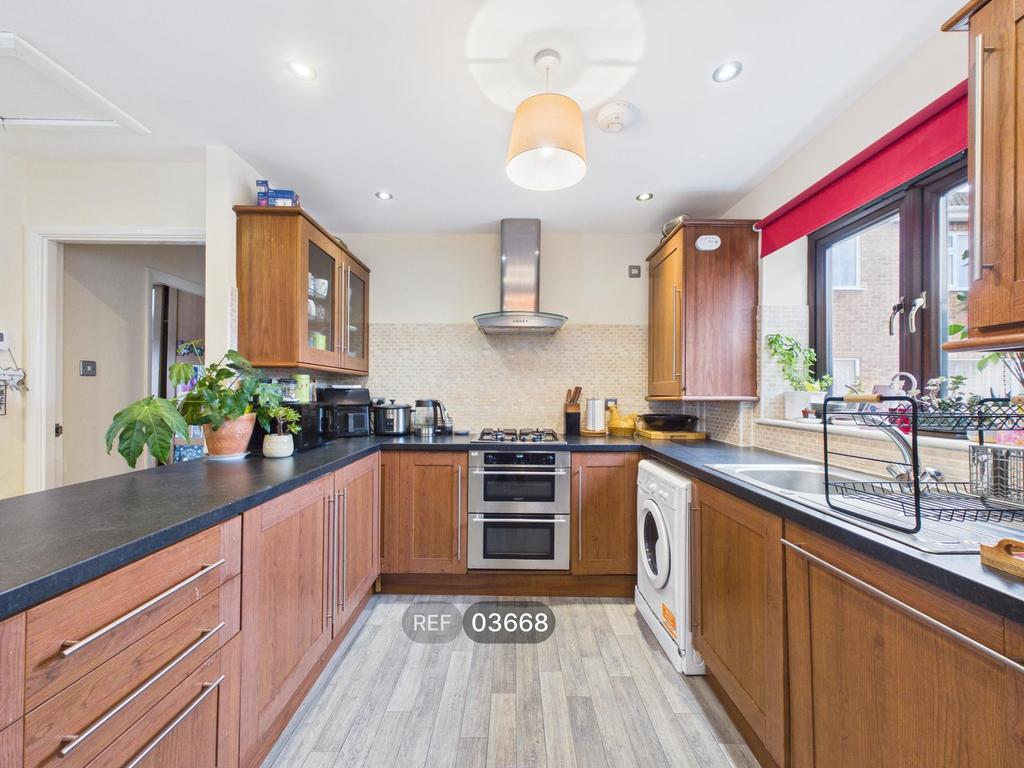 Apartment in Nottingham - View 3