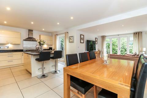 6 bedroom detached house for sale, Lord Reith Place, Beaconsfield, HP9