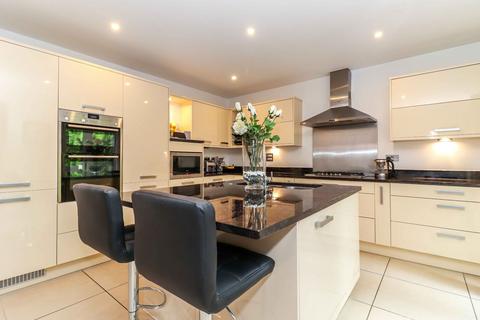 6 bedroom detached house for sale, Lord Reith Place, Beaconsfield, HP9