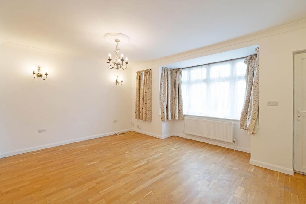 House in New Malden - View 4