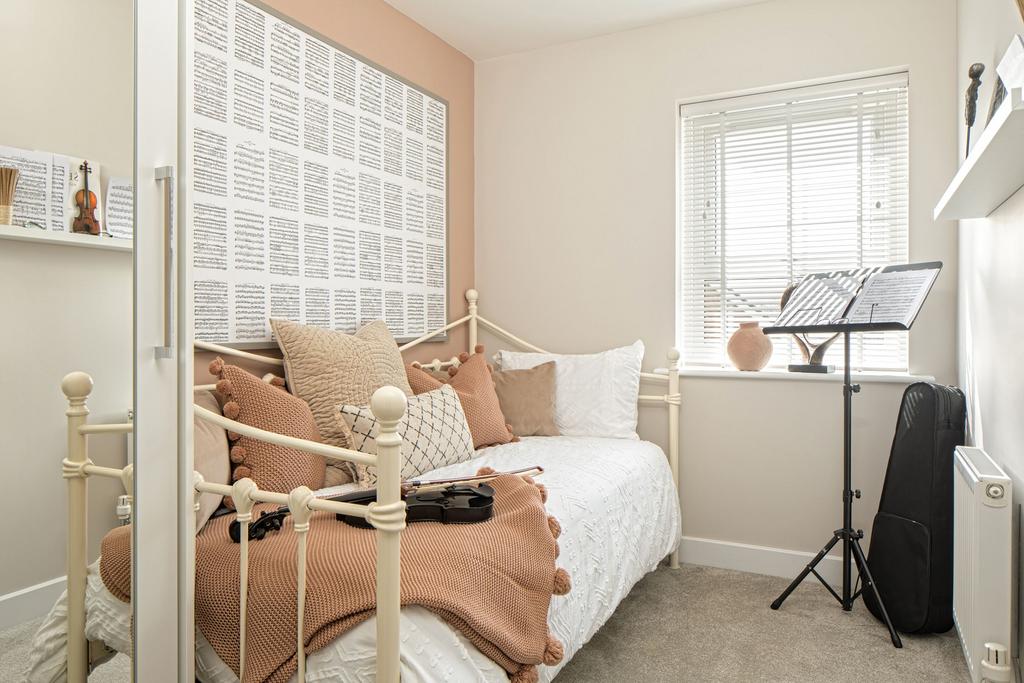 House in Wimborne Minster, Quarter Jack Park, St Johns - More