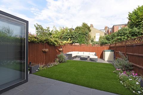 undefined, Engadine Street, London, SW18 5DT, Southfields, London, SW18