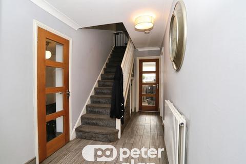 4 bedroom detached house for sale, Clipper Close, Newport
