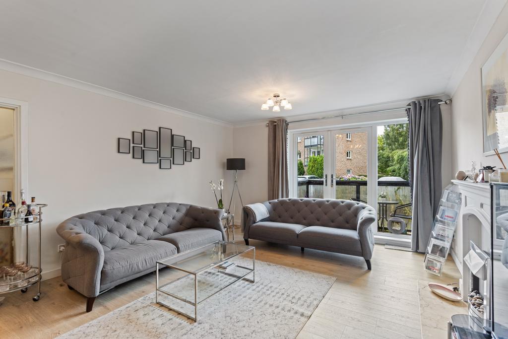 Apartment in Edinburgh - View 2