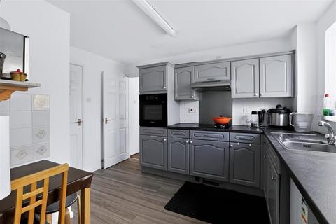 4 bedroom detached house for sale, Graces Close, Cranfield, Bedford