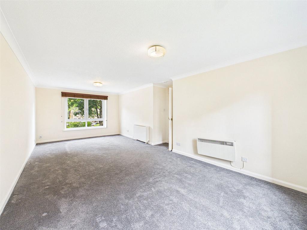 Apartment in Edinburgh, West End - More
