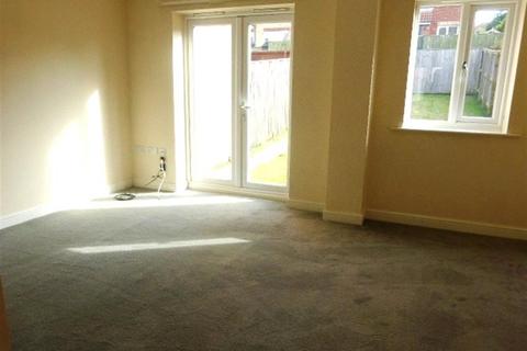 3 bedroom terraced house to rent, Bracken Way, Harworth, Doncaster, Nottinghamshire, DN11