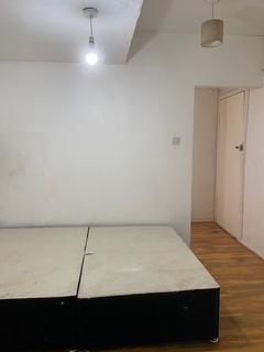 2 bedroom terraced house to rent, Alma Street, Luton LU1