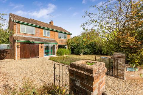 4 bedroom detached house for sale, Dauntsey Green, Dauntsey, Chippenham, Wiltshire, SN15