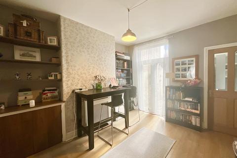 3 bedroom terraced house to rent, Air Balloon Road, Bristol