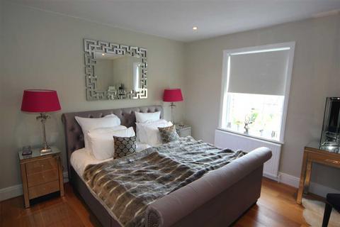 2 bedroom apartment to rent, Windsor SL4