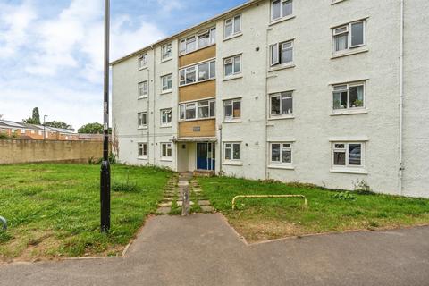 2 bedroom flat for sale, Lower Brownhill Road, Southampton