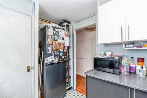 2 bedroom flat for sale, Lower Brownhill Road, Southampton