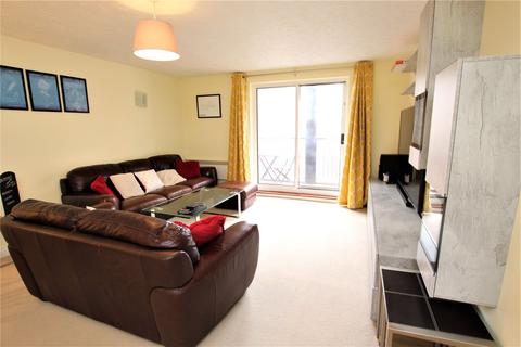 2 bedroom flat to rent, Briton Street, Hampshire SO14