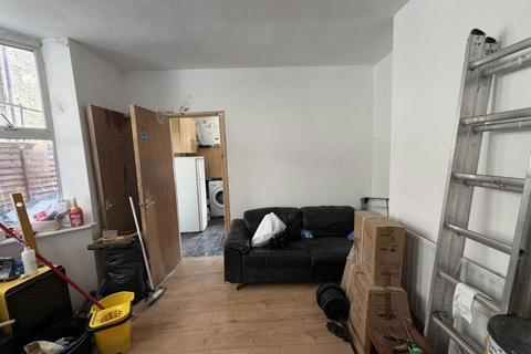 5 bedroom terraced house for sale, Abbey Wood Road, London, SE2